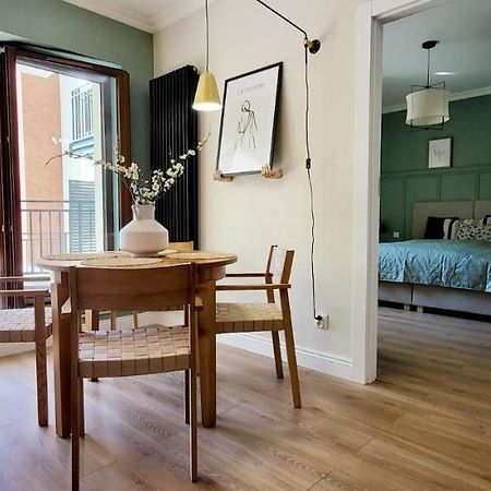 Komfortowy Apartament Przy Bramie Targowej Z Tarasem- Old Town Elblag Exterior photo
